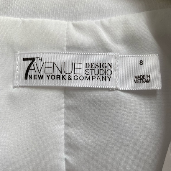 New York & Company Blazer - Picture 3 of 4